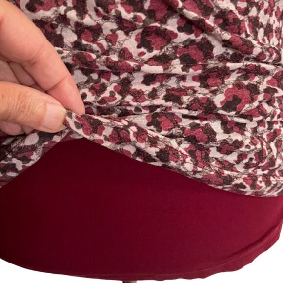 Harold's Vintage Long Sleeve Sheer Red Burgundy & Cream Rose Print Top Size XS - Picture 5 of 8